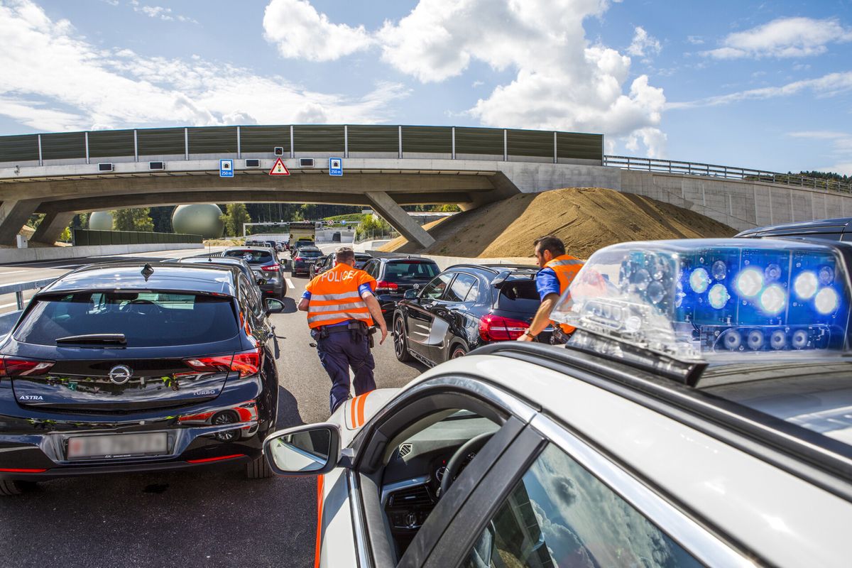 Image de la campagne du couloir de secours, 3 sur 54